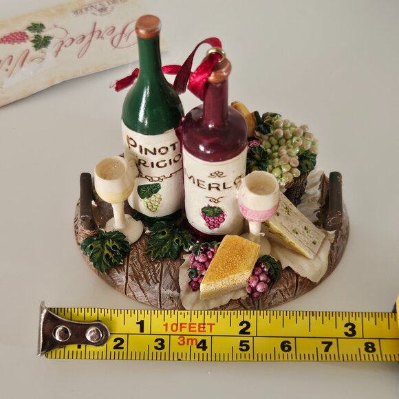 Kurt S. Adler Wine & Cheese Ornament – Merlot & Pinot Grigio – Perfect Vintage - Picture 10 of 12